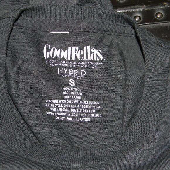 Goodfellas Graphic Tee Ray Liotta Joe Pesci Good Fellas Mafia Mobwife NWOT - Picture 4 of 4